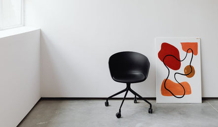 The Best Armless Task Chair for Comfort and Productivity: A Perfect Fit for Your Workspace